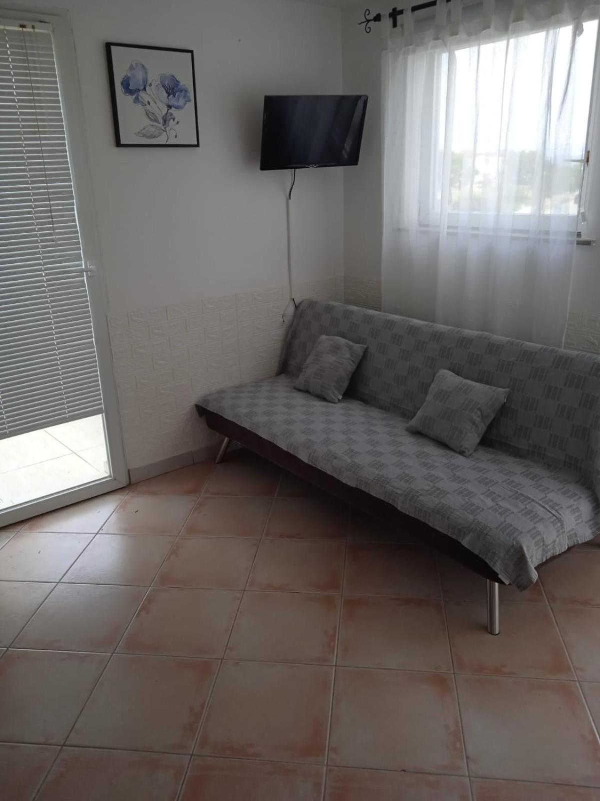 Apartmani Tudek Vir Exterior photo
